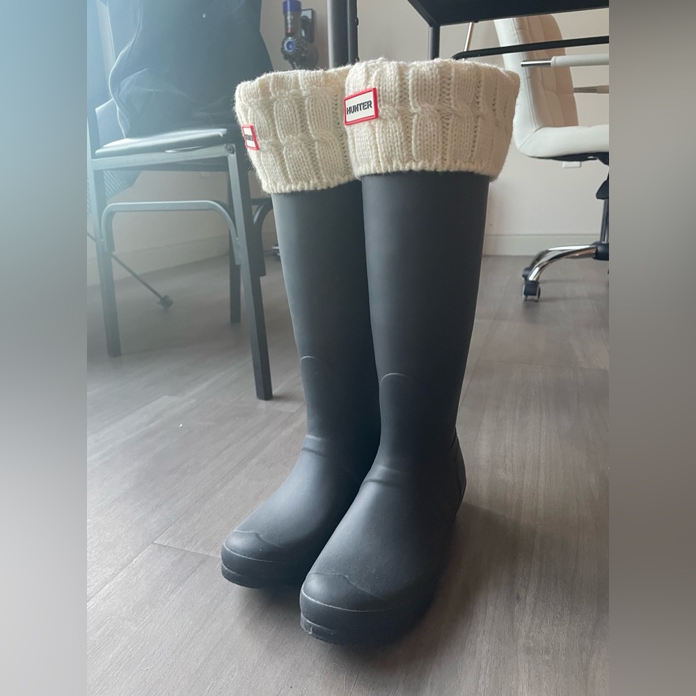 Hunter women’s tall black adjustable two-tone rain boots